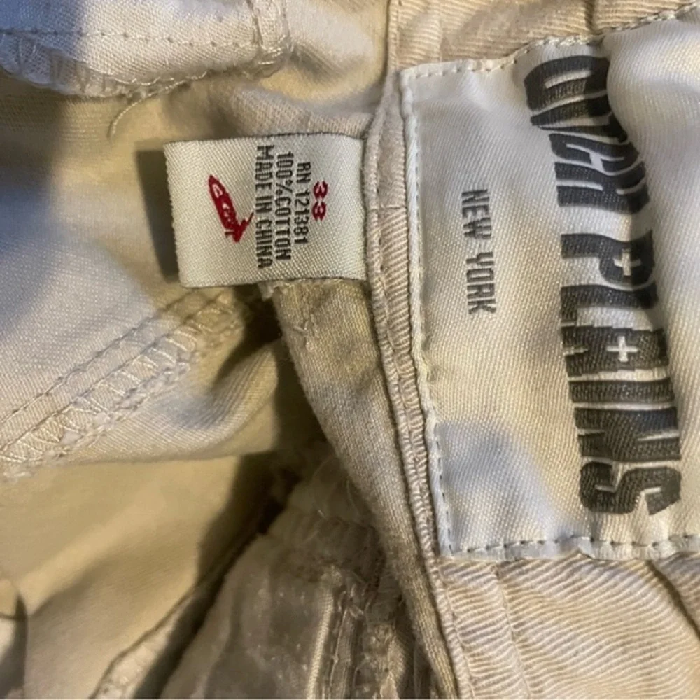 Ditch Plains Men’s Khaki Shorts- Size 33‎
